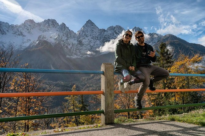 7 Alpine Wonders: Winter Edition - The van, the group, and the start at Altitude Activities