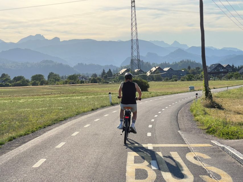 Bled: e-Bike Rental - Your best first ride: Lake Bled loop and surrounding viewpoints
