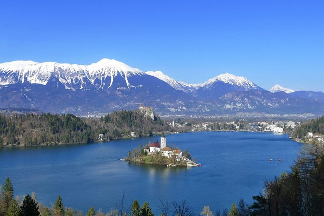 Bled Lake Day Trip From Ljubljana - Lake Bled First Stop: Cake, Views, and Quick Choices