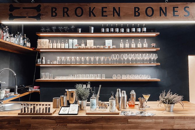 Broken Bones Gin Experience - What You Actually Drink: Broken Bones Gin and Two Included Cocktails