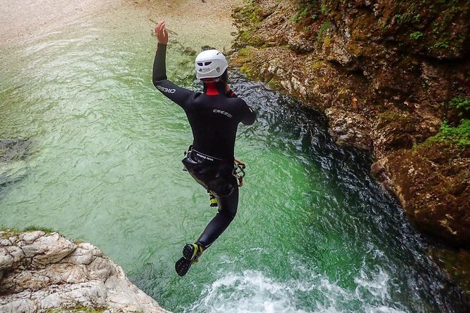 Canyoning Bled Slovenia - Lake Bled start and van ride: how to get there without stress