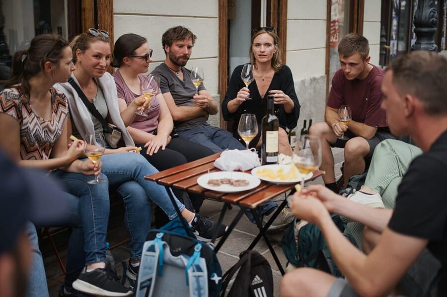 Food & Wine tour with a Sommelier - The pastry with protected status: walnuts and tradition