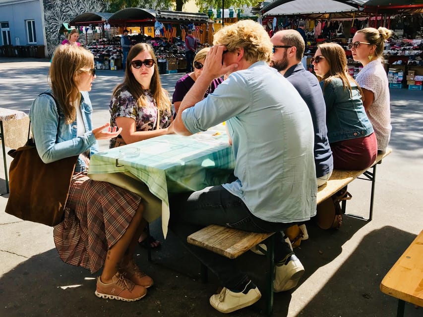 Food & Wine tour with a Sommelier - Your 4-plus tasting spots: how the structure works
