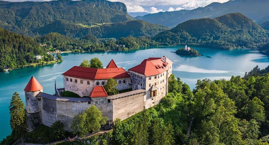 From Ljubljana: Lake Bled Day Tour - Bled Castle: worth paying for if you want the big view