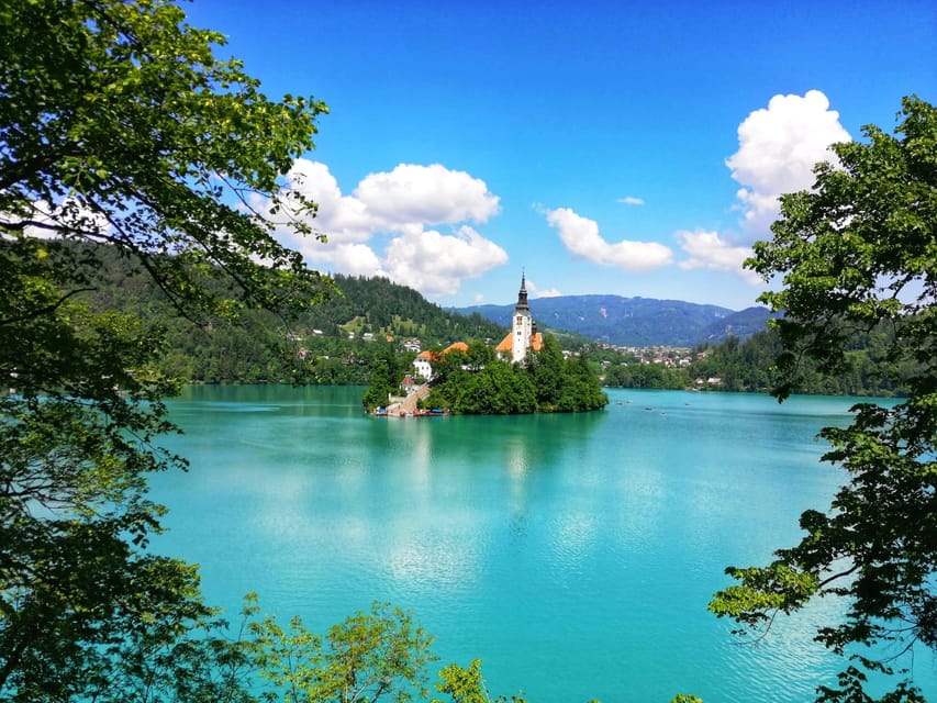 From Ljubljana: Lake Bled Tour - What to pack for a smooth half-day in the Alps