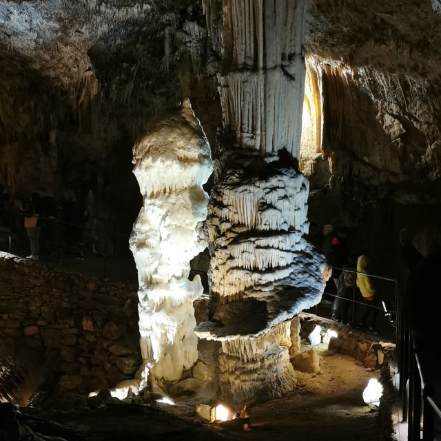 From Ljubljana: Postojna Cave & Predjama Castle Guided Trip - How the Pace Feels: Time Between Stops and a Real Small-Group Vibe