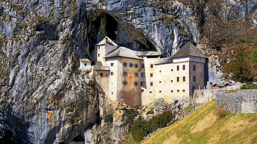 From Ljubljana: Postojna Cave & Predjama Castle Guided Trip - What to Bring, and What This Tour Can Feel Like