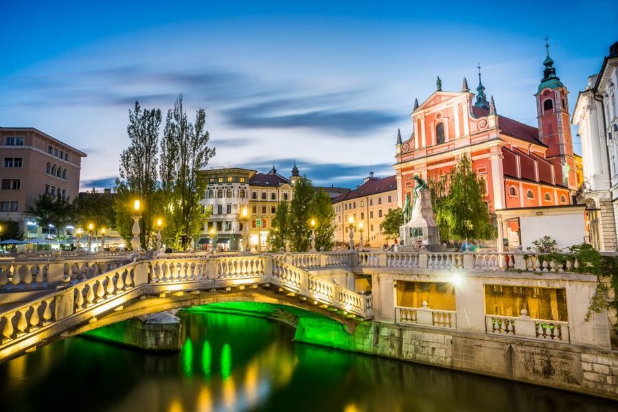 From Zagreb: Lake Bled & Ljubljana Private Day Trip - Lake Bled Countryside Arrival, Plus a Real Kremšnita Stop