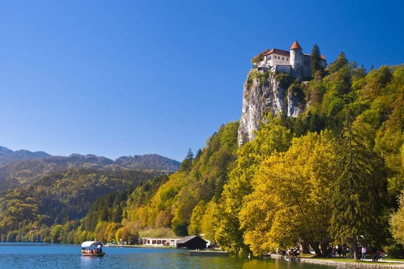 From Zagreb: Ljubljana and Lake Bled Day Trip - Pletna boat options to Bled Island, plus a smart timing buffer for photos