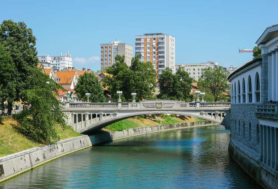 From Zagreb: Ljubljana and Lake Bled Private Day Tour - The Island Question: Pletna Boat and Church Views (Optional)