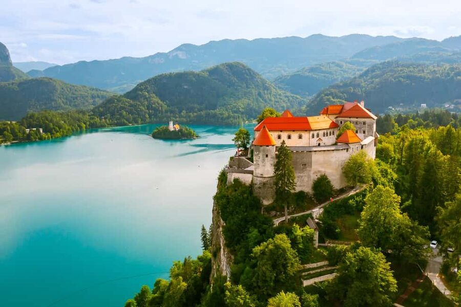 From Zagreb: Ljubljana and Lake Bled Tour - Getting to Lake Bled: panoramic drive and the postcard effect