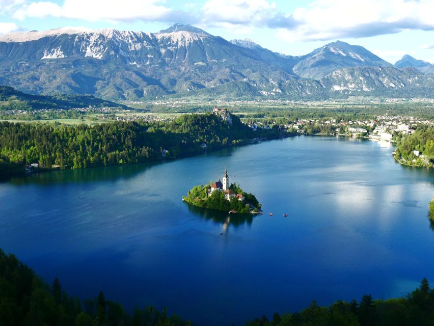 From Zagreb: Postojna Cave, Lake Bled, Ljubljana Day Trip - The 11 hour puzzle: how you fit caves, a lake, and a capital into one day