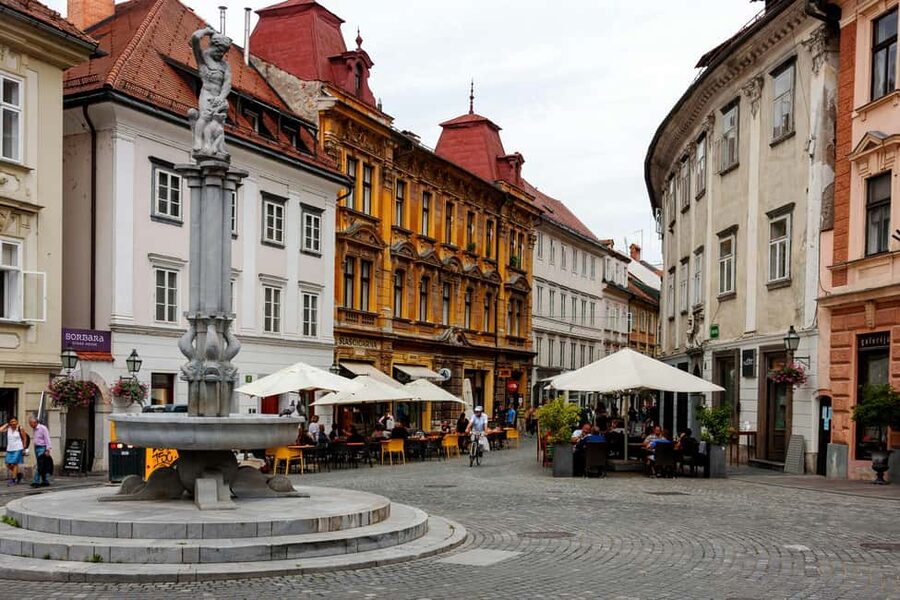 From Zagreb: Private Tour of Ljubljana,Bled Lake and Castle - Your pickup in Zagreb, and why meeting instructions matter