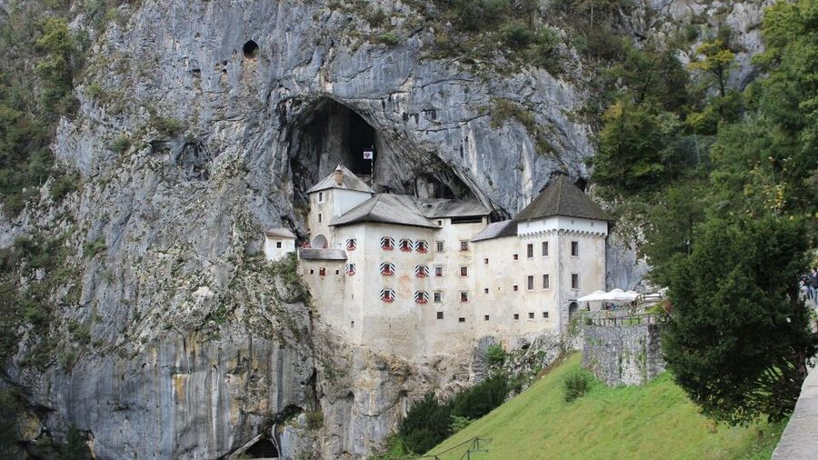 Full-Day Best of Slovenia Tour from Zagreb - Postojna Cave: 27 kilometers underground, train ride, and the olm