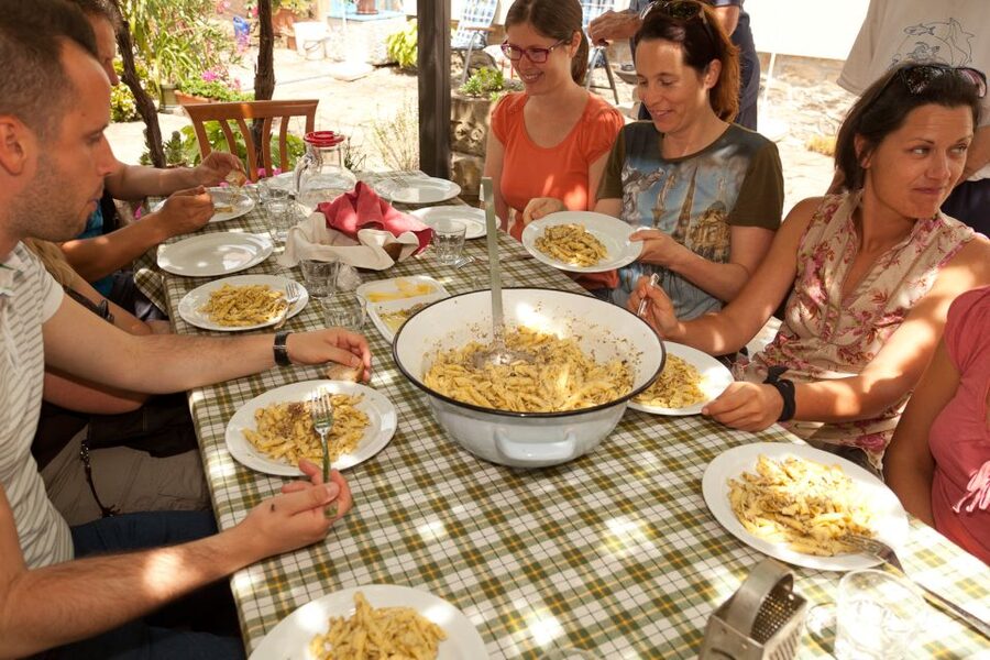 Gažon to Istria: Truffle Hunting, Cooking & Tasting - The truffle hunt demonstration, how hunter and dog really work