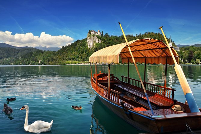 Lake Bled All inclusive tour from Ljubljana - Pickup, vehicle, and how to start the day without stress