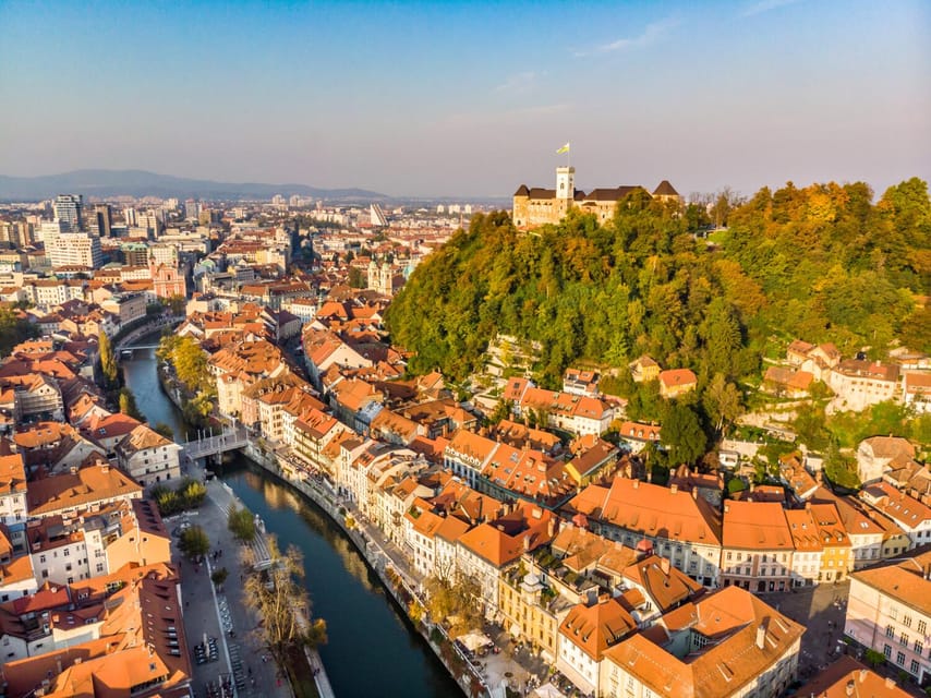 Ljubljana: 2h walking tour with local guide - Town Hall area and Ljubljana Cathedral surroundings: a spiritual and civic pause