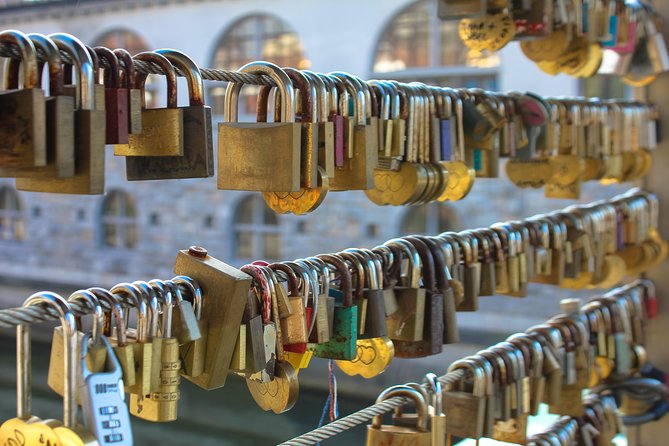 Ljubljana City Tour Including Ljubljana Castle - St Nicholas Cathedral and the main-market area: where the details matter