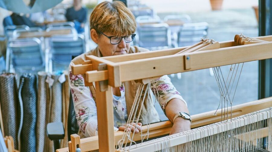 Ljubljana: Interactive Workshop with Experienced Weaver - Finding the weaving studio near the Slovene Ethnographic Museum
