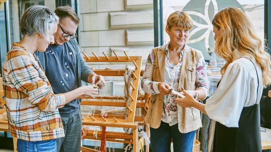 Ljubljana: Interactive Workshop with Experienced Weaver - What happens when you meet Mojca Tomšič at the loom