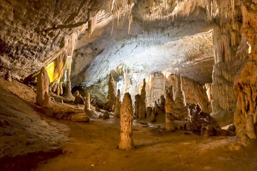 Ljubljana: Lake Bled & Postojna Cave Day Trip - Morning Pickup in Ljubljana and the Small-Group Advantage