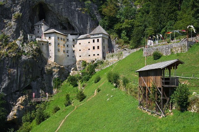 Ljubljana: Postojna cave & Predjama castle small group tour - Key highlights worth choosing this tour for