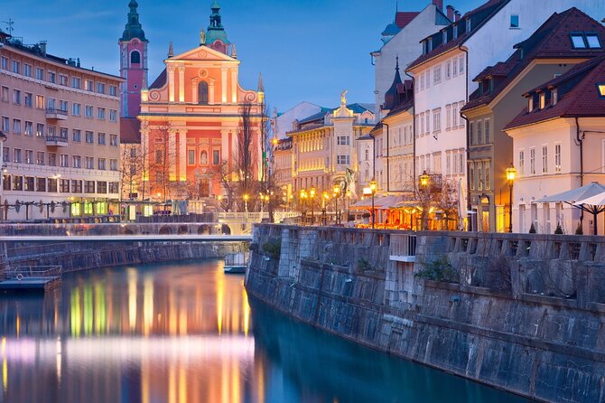Ljubljana Private Family-Friendly Historic Old Town Guided Tour - Dragon Bridge and the Triple Bridge, best river photos in one pass