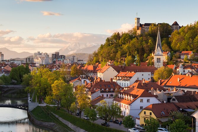 Ljubljana Scavenger Hunt and Highlights Self Guided Audio Tour - Timing, Weather, and Tech Tips for a Smooth 2-Hour Stroll