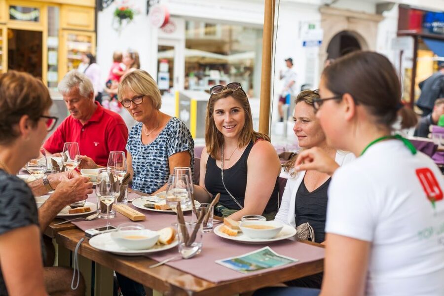 Ljubljana: Slovenian Cuisine Walking Tour with Tastings - Why this Ljubljana cuisine walk works so well for newcomers