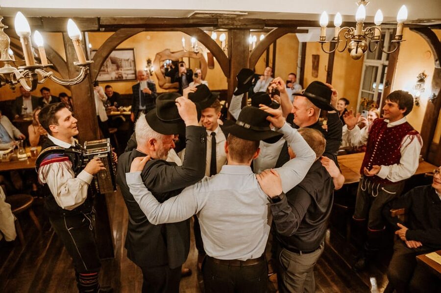 Ljubljana: Traditional Slovenian Dinner and Show - Key highlights worth your attention