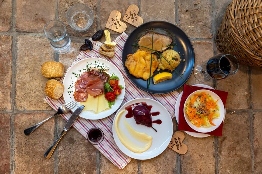 Ljubljana: Traditional Slovenian Dinner and Show - Who this is best for, and who might prefer a quieter night