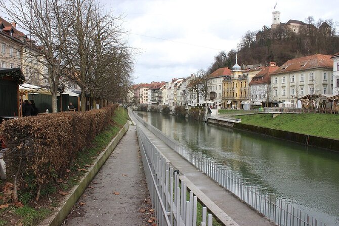 Ljubljana Walking Tour: Explore Top Sights & Hidden Gems - Robbov vodnjak, River Gods and the Sculpture You Can’t Unsee