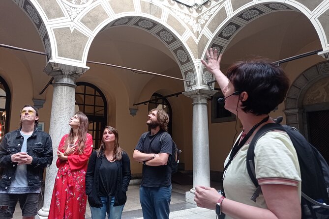 Old Town and Castle Group Tour in Ljubljana - Town Hall (Magistrat): Sgraffito Art You Will Actually Notice