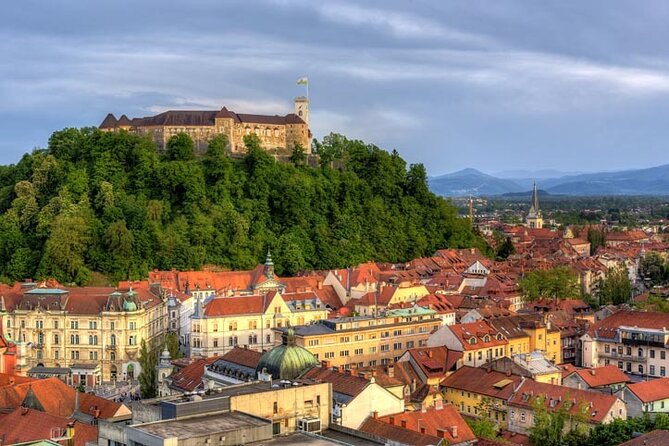 Old Town and Castle Group Tour in Ljubljana - St Florian’s Church: Fires, a Local Saint, and City Memory