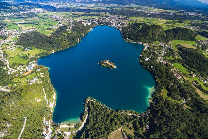 Paragliding Lake Bled - The 10 to 25 minute flight: how the timing usually works