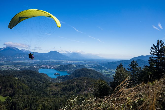 Paragliding Lake Bled - Getting from Bled to the launch hill, with air-conditioned pickup