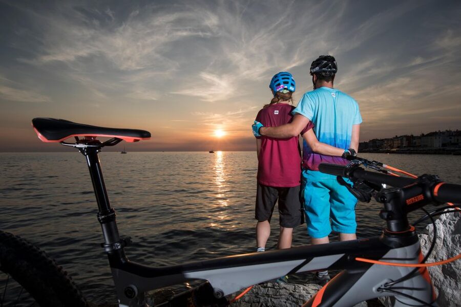 Piran: e-bike&snack in Istria - How the van pickup and drop-off work from Trieste, Koper, and Muggia