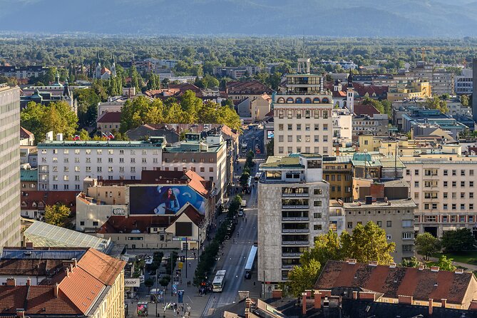 Private 3 hours walking Guided Immersion tour through Ljubljana - National and University Library: Plečnik architecture in a quick hit