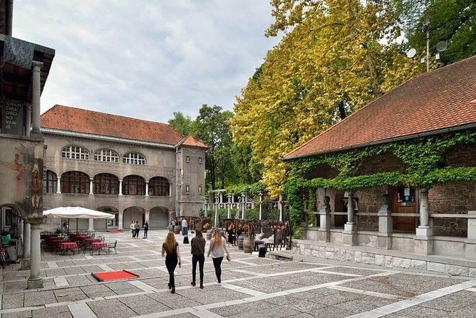Private city tour of Ljubljana. 4 hours with a friendly and fun local guide. - Tromostovje Triple Bridge, Plečnik’s design and your first big wow