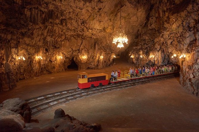 Private Postojna Cave & Predjama Castle Tour from Ljubljana - Pickup, Ride Time, and the Real Timing of the Day