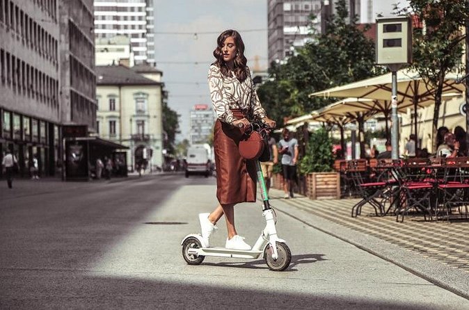 Rent Electric Scooter - Price and value: what $30.10 per person really buys