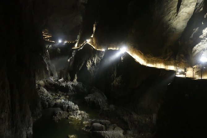 Skocjan cave day tour from Ljubljana - The Cave Temperature Trick: What 10°C Means for Your Clothes