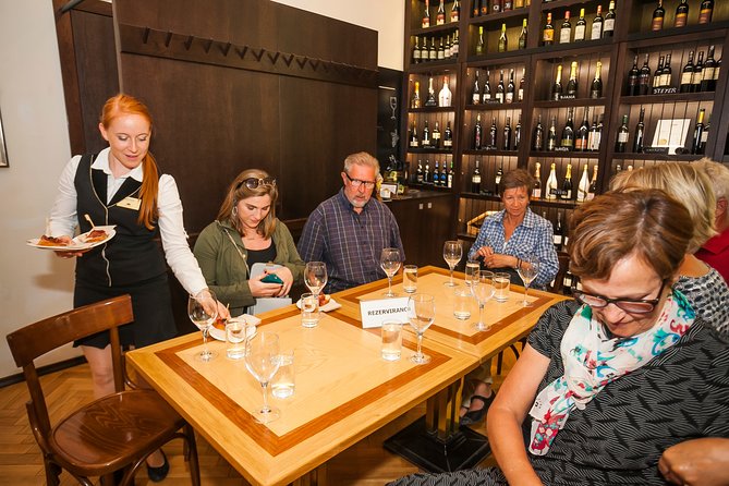 Slovenian culinary experience in Ljubljana | Private tour - Old Town walking portion: what it adds beyond the photos