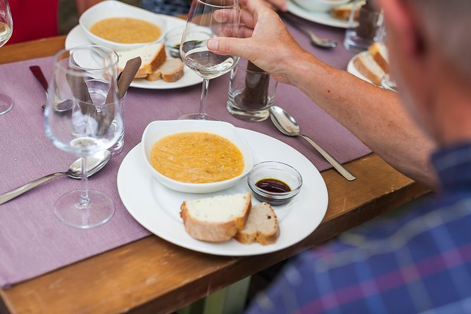 Slovenian culinary experience in Ljubljana - small group - tour - Stop-by-stop: Triple Bridge to a nine-dish tasting route