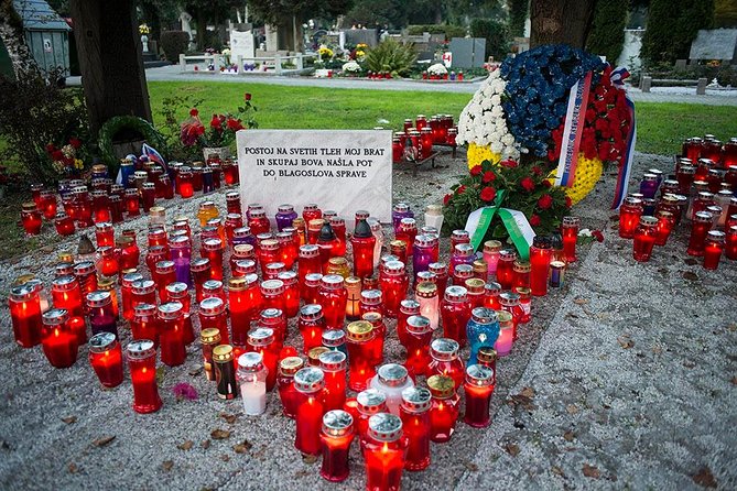 The Deadly Walk - Ljubljana Cemetery Tour - Photos, quiet, and a break from the city rush
